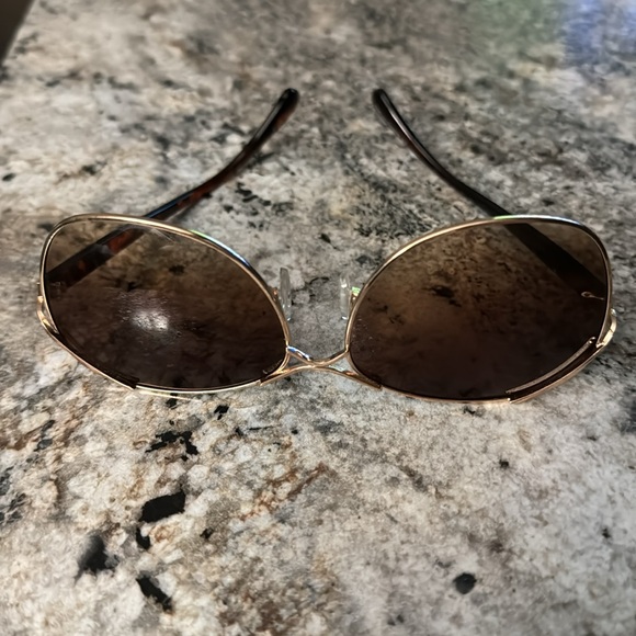 Cute vintage looking metal sunglasses - Picture 4 of 4